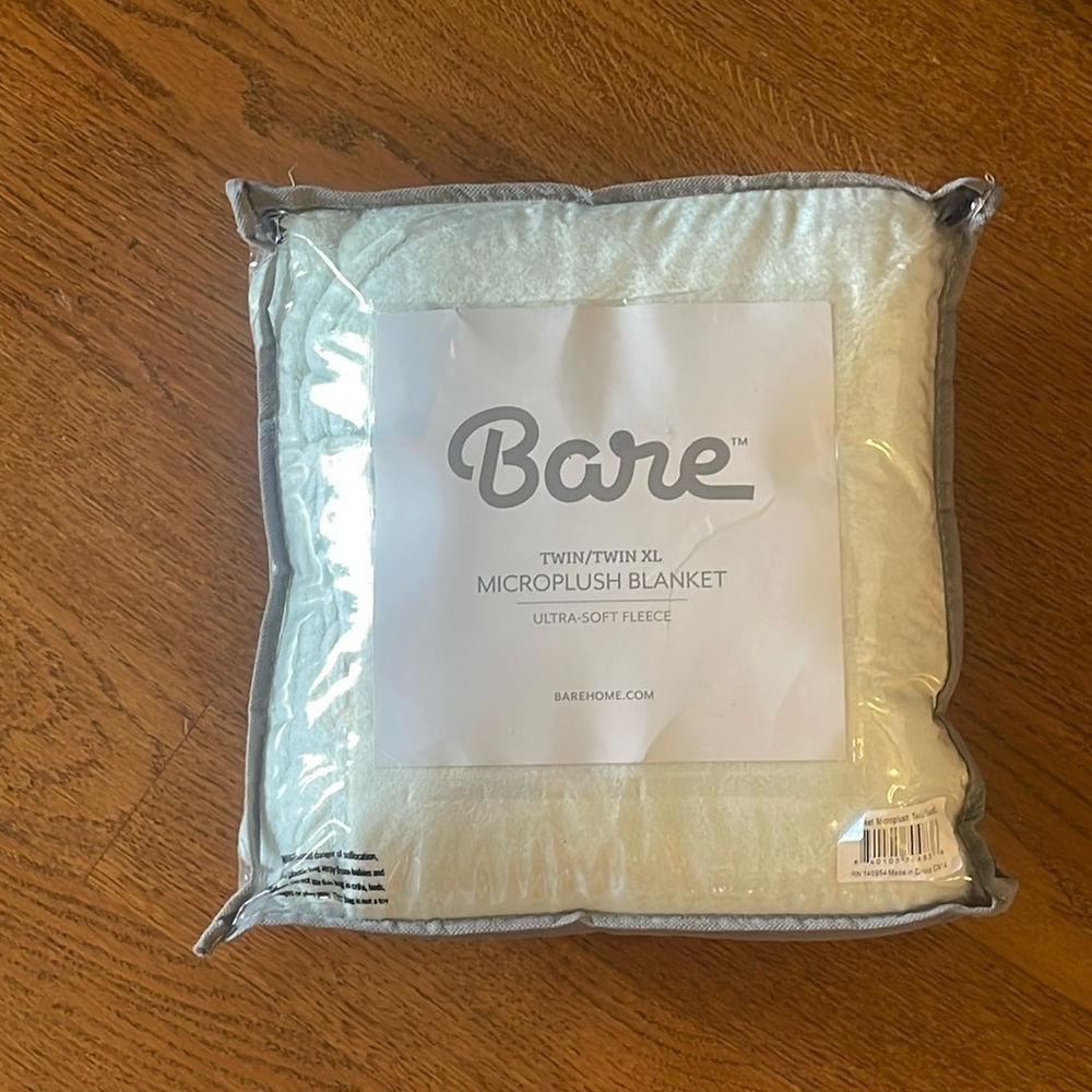 Mint green blanket